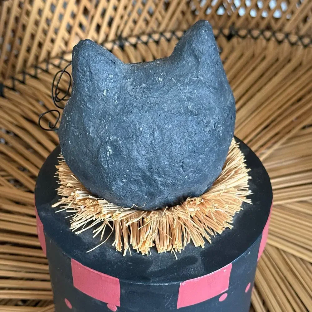 Vintage Style Paper Mache round box with black cat head 